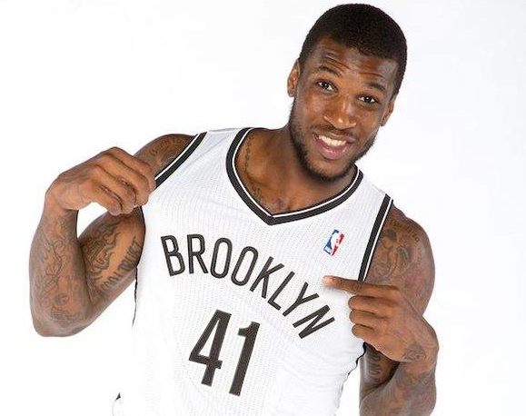 短而指向团 短而指向团