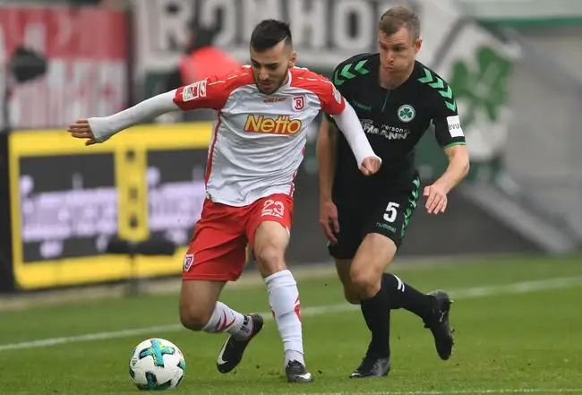 战席位的对 战席位的对