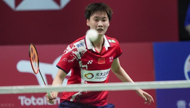 拜仁中后场 拜仁中后场